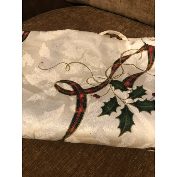Lenox Christmas Tree Skirt With Holly & Ribbon Design - Picture 5 of 5